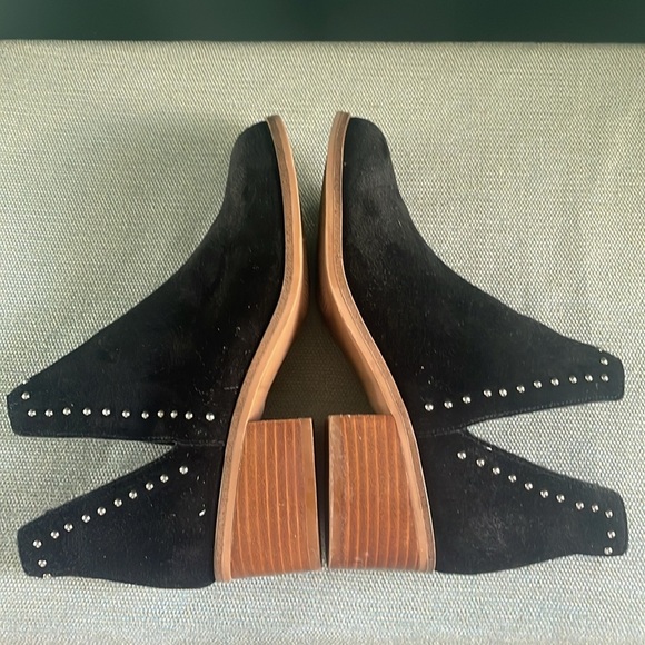 Steve Madden suede Black Ankle Boots silver studs - Picture 8 of 10